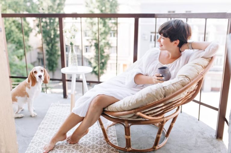 7 Decoration Styles for Spacious Balconies 7 Decoration Styles for Spacious Balconies