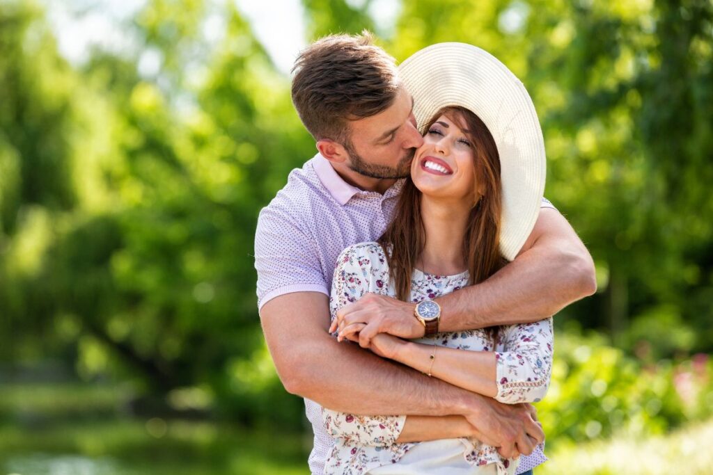 7 Behaviors for Joyful Relationship Psychology