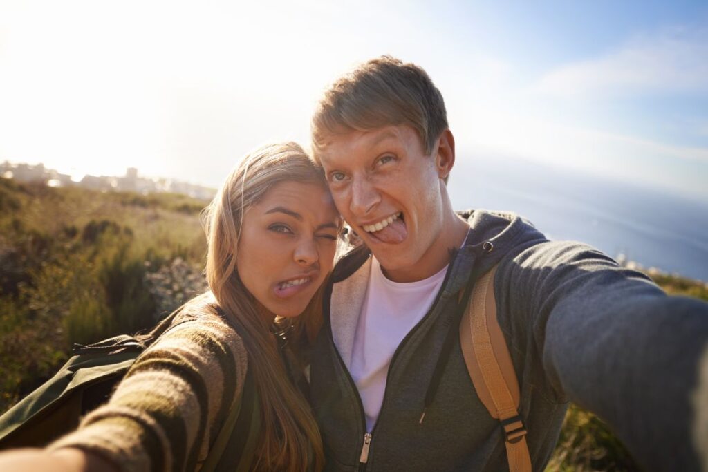7 Behaviors for Joyful Relationship Psychology